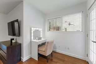 515 Blue Willow Dr, Houston, TX 77042 - Photo 12