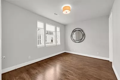 5605 Cohn Meadow Lane, Houston, TX 77007 - Photo 26