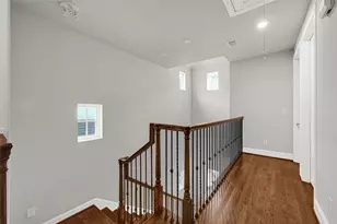 5605 Cohn Meadow Ln, Houston, TX 77007 - Photo 18