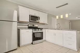 2329 Pickerton Dr, Deer Park, TX 77536 - Photo 6