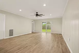 2329 Pickerton Dr, Deer Park, TX 77536 - Photo 4