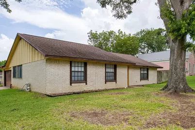 401 W Fifth Street, Brenham, TX 77833 - Photo 2