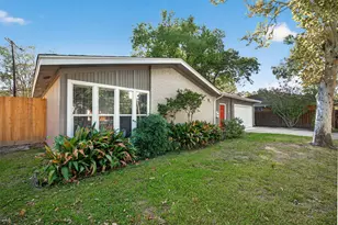 5507 Ariel St, Houston, TX 77096 - Photo 2