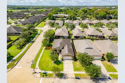 1546 Tuscan Village Drive, League City, TX 77573 - Photo 30