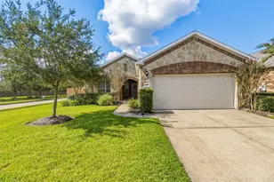 1546 Tuscan Village Dr, League City, TX 77573 - Photo 1