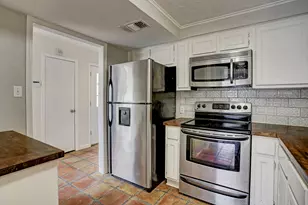 217 Roy St, Houston, TX 77007 - Photo 2