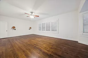 302 E Jackson St, West Columbia, TX 77486 - Photo 20