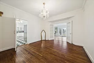 302 E Jackson St, West Columbia, TX 77486 - Photo 10