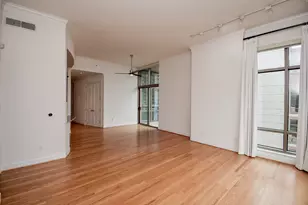 2211 Briarglen Dr, Houston, TX 77027 - Photo 4