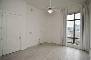 2211 Briarglen Dr, Houston, TX 77027 - Photo 16