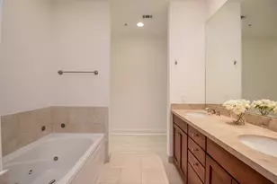 2211 Briarglen Dr, Houston, TX 77027 - Photo 20