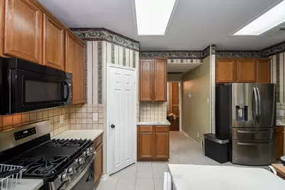 205 Rustic Oaks Drive, League City, TX 77573 - Photo 8