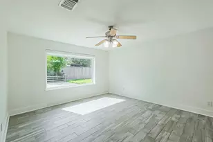 719 Rolling Mill Dr, Sugar Land, TX 77498 - Photo 16