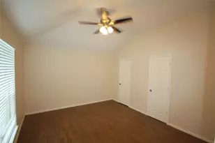 19634 Cypress Bough Dr, Katy, TX 77449 - Photo 10