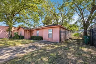609 W Parker Rd, Houston, TX 77091 - Photo 2