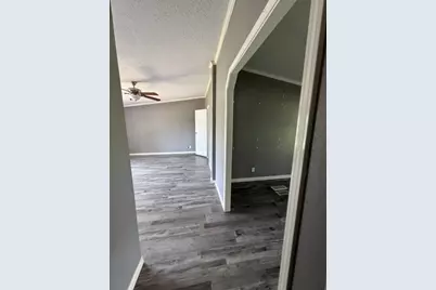 1001 Cervantes Street, Victoria, TX 77901 - Photo 8
