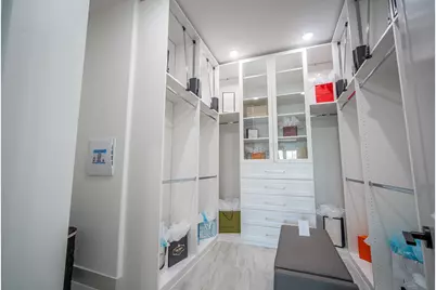 1720 Sedola Lane, Houston, TX 77055 - Photo 34