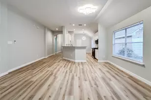 27 Auburn Path Dr, The Woodlands, TX 77382 - Photo 22