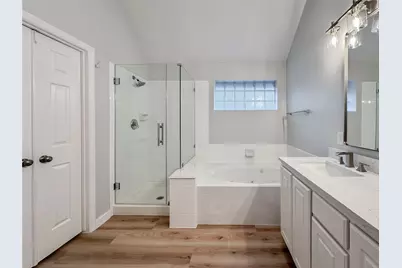 27 Auburn Path Drive, The Woodlands, TX 77382 - Photo 30