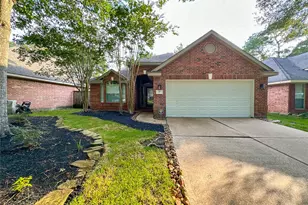 27 Auburn Path Dr, The Woodlands, TX 77382 - Photo 2