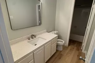 27 Auburn Path Dr, The Woodlands, TX 77382 - Photo 8