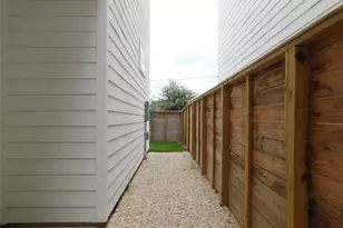 3460 Bremond St, Houston, TX 77004 - Photo 38