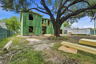 4602 Randwick Dr, Houston, TX 77092 - Photo 2