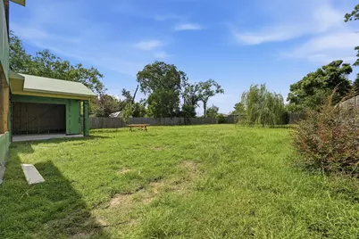 4602 Randwick Drive, Houston, TX 77092 - Photo 14