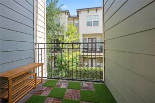 1114 W 25th St, Houston, TX 77008 - Photo 30