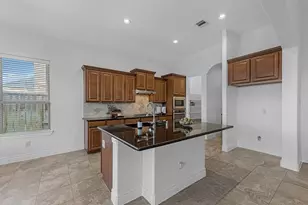 5922 Beeston Hall Ct, Spring, TX 77388 - Photo 10