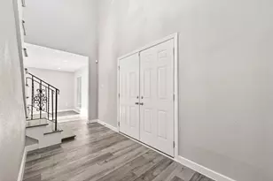 2818 Eaglerock Cir, Missouri City, TX 77489 - Photo 2