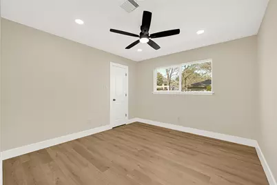 3203 Falling Brook Drive, Houston, TX 77345 - Photo 26