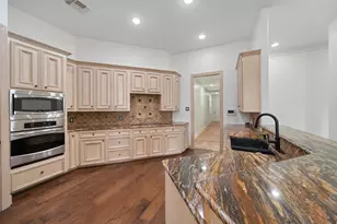 54 Winthrop Harbor S, Montgomery, TX 77356 - Photo 10