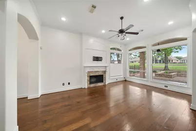 54 Winthrop Harbor S, Montgomery, TX 77356 - Photo 6