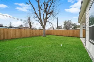 8521 Friendship Rd, Houston, TX 77080 - Photo 48