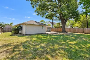 4126 Worrell Dr, Houston, TX 77045 - Photo 16