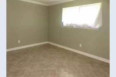 8811 Burford Lane, Houston, TX 77088 - Photo 16