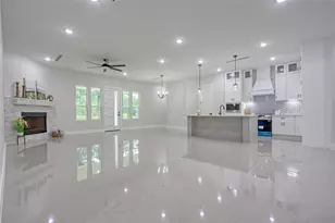 11082 Tammy Cir, Plantersville, TX 77363 - Photo 12