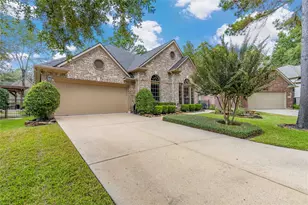 7 N Spring Brook Ct, Spring, TX 77382 - Photo 2