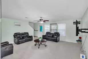 10515 Ince Ln, Houston, TX 77040 - Photo 4