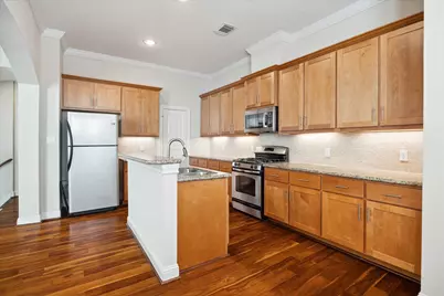 5610 Kiam Street #B, Houston, TX 77007 - Photo 2