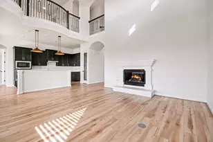 9215 Joe Louis Dr, Mont Belvieu, TX 77523 - Photo 10