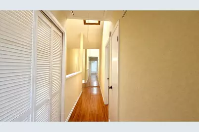 11710 Southlake Drive #16, Houston, TX 77077 - Photo 18