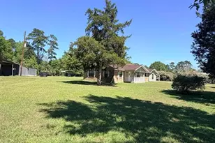 8957 Tejas Ln, Silsbee, TX 77656 - Photo 4
