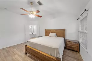118 Pin Oak Ln, Hempstead, TX 77445 - Photo 16