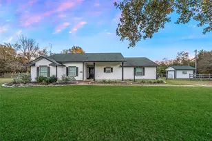 118 Pin Oak Ln, Hempstead, TX 77445 - Photo 2