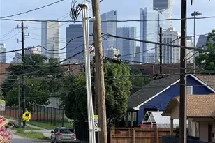 2706 Cochran St, Houston, TX 77009 - Photo 38