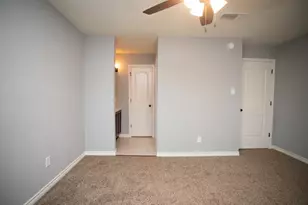 5821 Sunforest Dr, Houston, TX 77092 - Photo 16