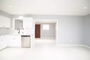 5821 Sunforest Dr, Houston, TX 77092 - Photo 2