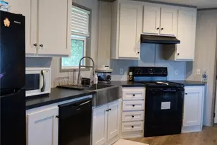 8931 Defiance St, La Porte, TX 77571 - Photo 8